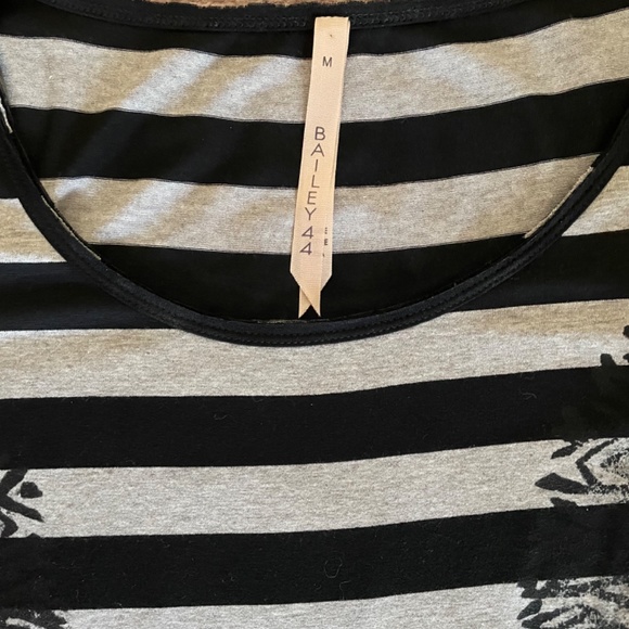 Bailey 44 size medium black and gray striped tunic - Picture 2 of 5